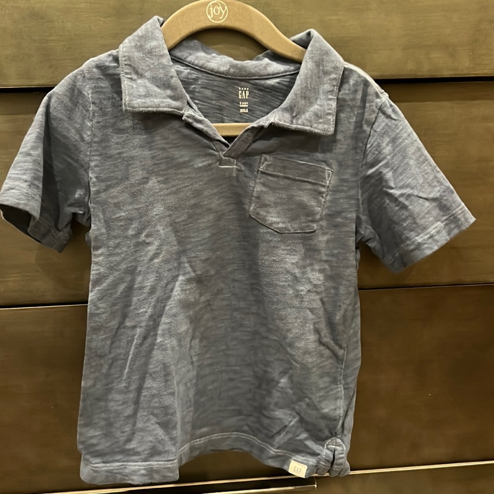 Gap polo shirt